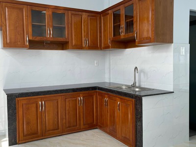 Cần người phụ bán đồ uống tại cửa hàng 595