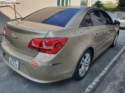 Cần người phụ bán đồ uống tại cửa hàng 1295