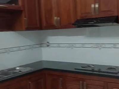 Cần người phụ bán đồ uống tại cửa hàng 1368