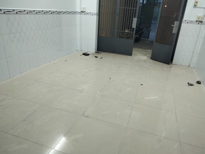 Cần người phụ bán đồ uống tại cửa hàng 1277
