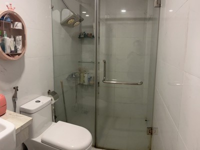 Cần người phụ bán đồ uống tại cửa hàng 699