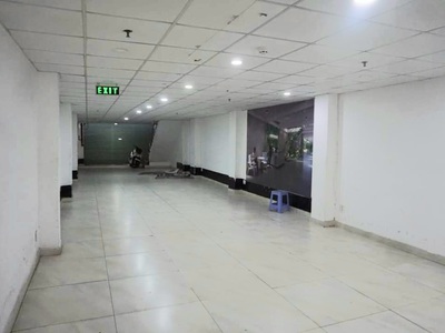 Cần người phụ bán đồ uống tại cửa hàng 741