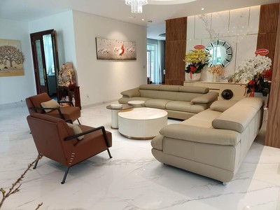 Cần người phụ bán đồ uống tại cửa hàng 2123