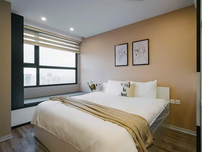 Cần người phụ bán đồ uống tại cửa hàng 2124
