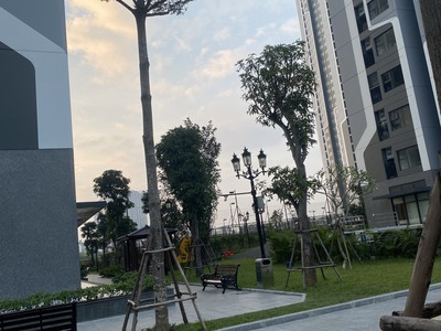 Cần người phụ bán đồ uống tại cửa hàng 832