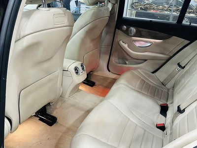 Cần người phụ bán đồ uống tại cửa hàng 771