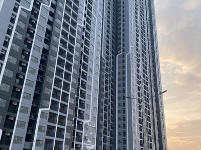 Cần người phụ bán đồ uống tại cửa hàng 798
