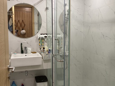 Cần người phụ bán đồ uống tại cửa hàng 585
