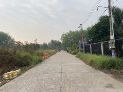 Cần người phụ bán đồ uống tại cửa hàng 969