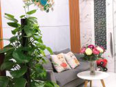 Cần người phụ bán đồ uống tại cửa hàng 943