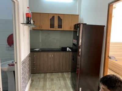 Cần người phụ bán đồ uống tại cửa hàng 1133
