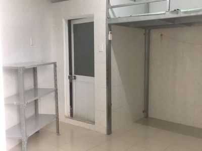 Cần người phụ bán đồ uống tại cửa hàng 1054