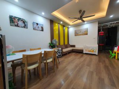 Cần người phụ bán đồ uống tại cửa hàng 1165
