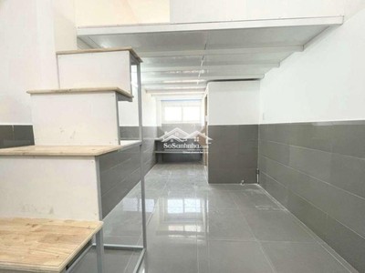 Cần người phụ bán đồ uống tại cửa hàng 1916