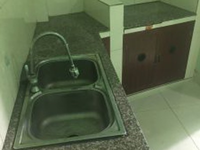 Cần người phụ bán đồ uống tại cửa hàng 1835