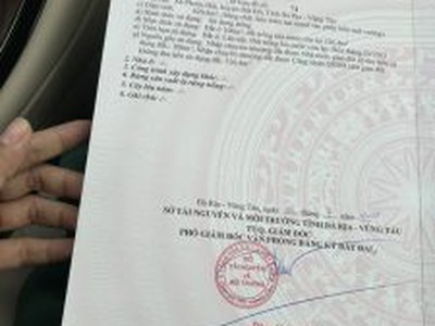 Cần người phụ bán đồ uống tại cửa hàng 1819