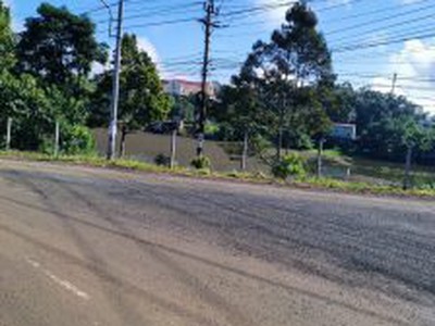 Cần người phụ bán đồ uống tại cửa hàng 2022