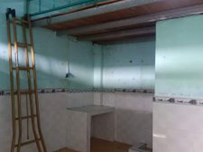Cần người phụ bán đồ uống tại cửa hàng 2091