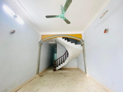 Cho thuê nhà 3 tầng ko đồ p võ cường bắc Ninh 2