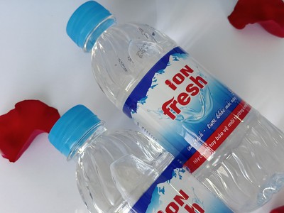 Nước uống tinh khiết đóng chai Ion Fresh 350ml  24 chai/thùng 2