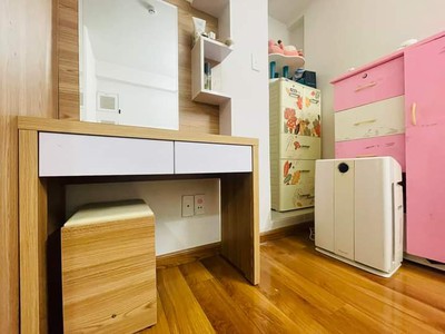 Chính chủ bán ehome 3 , 2pn , 2wc nhà đẹp đã có sổ hồng, gần đại lộ  võ văn kiệt 1