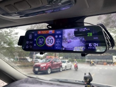 THANH LÝ camera hành trình xe otoandroid 8.1 sim 4g 2