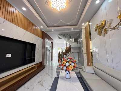 Bình tân, cạnh khu tên lửa, 4 tầng, hẻm xe hơi 6m, nhà mới ỏ ngya . chỉ 5 tỷ nhỉnh. 0