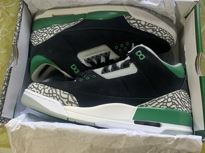 Thanh lý hết giày sneaker còn mới 5
