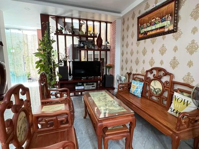 Biệt thự gần lũy ban bích-hòa bình, 8x15, 2 lầu đẹp. giá 13.7 tỷ tl 0