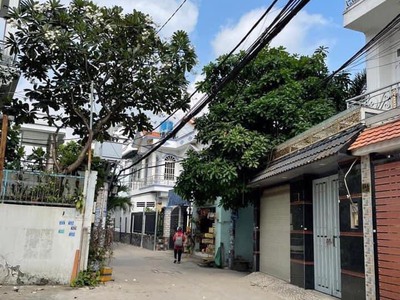 Chính chủ cần bán nhà thạnh lộc 22 q12 tphcm dt dep  gí ok 3