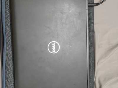 Laptop dell 3520 dòng máy trạm 1