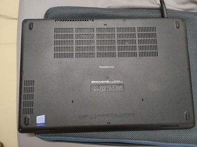 Laptop dell 3520 dòng máy trạm 0