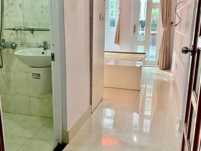 Bán gấp,hxh, bành văn trân, TB.68m2,3Lầu,5Pn.7,6tỷ 2