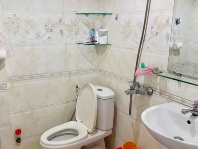 Bán gấp,hxh, bành văn trân, TB.68m2,3Lầu,5Pn.7,6tỷ 1