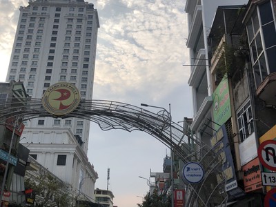 Cho thuê nhà mặt phố phủ lý hà nam tầng 1-2-3-4 nhà 8 tầng kinh doanh mở văn phòng,ngân hàng-lh: 4
