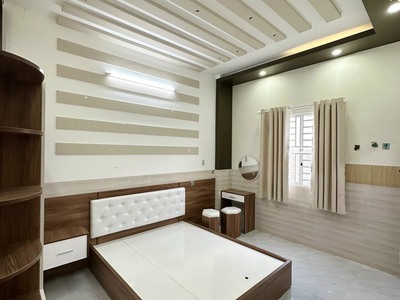 Bán nhà 2 lầu lộ ô tô hẻm 42 đường phạm ngũ lão , phường an hoà . sổ hồng . giá rẽ 3