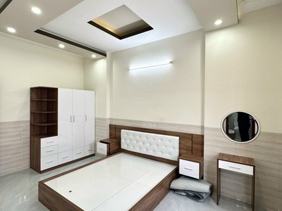 Bán nhà 2 lầu lộ ô tô hẻm 42 đường phạm ngũ lão , phường an hoà . sổ hồng . giá rẽ 2