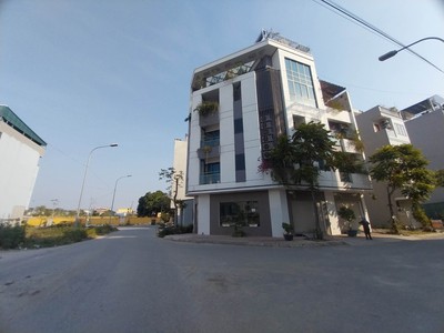 Gấp  Đất TĐC Ngọc Thụy, Long Biên, 90m2, Phân Lô, Vỉa Hè, Kinh Doanh, Ô Tô Tránh 0