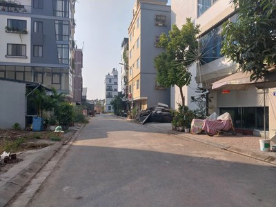 Gấp  Đất TĐC Ngọc Thụy, Long Biên, 90m2, Phân Lô, Vỉa Hè, Kinh Doanh, Ô Tô Tránh 1