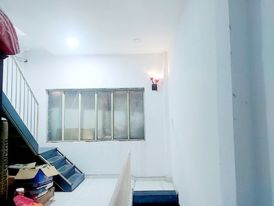 Bán Nhà Riêng HXH Nguyễn Trọng Tuyển, Tân Bình, 70m2, 3 Tầng, Giá Tốt 5