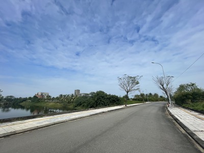 Đất biệt thự mặt sông FPT City Đà Nẵng, view trực diện sông, hàng đẹp khai Xuân Quý Mão, có TL 1