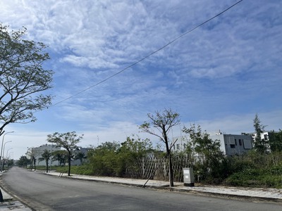 Đất biệt thự mặt sông FPT City Đà Nẵng, view trực diện sông, hàng đẹp khai Xuân Quý Mão, có TL 7