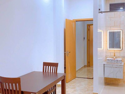 Thoại ngọc hầu đường 8m vỉa hè 2m,  4 tầng, 4mx19m  tặng full nội thất nhỉnh 9 tỷ 3