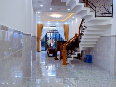 Thoại ngọc hầu đường 8m vỉa hè 2m,  4 tầng, 4mx19m  tặng full nội thất nhỉnh 9 tỷ 0