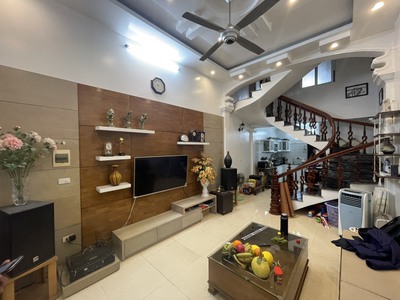 Chủ không ở đến cần cho thuê nguyên nhà 3 tầng ở Miếu Hai Xã, Lê Chân. 2