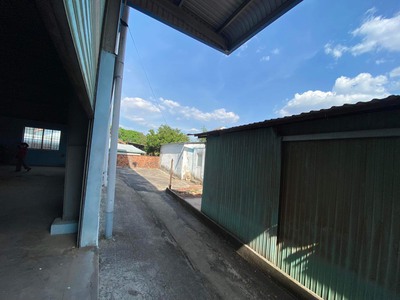 Cho thuê xưởng 1417m2 ở tân uyên  bình dương. 3