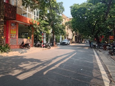 Bán Nhà Mặt Phố Cao Bá Quát 532M2 mặt tiền 22M 238 Tỷ-1 Sổ Nở Hậu -Phố 2 Chiều 1