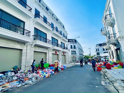 Cần bán gấp nhà chợ Thới Lai 4