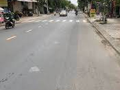 Nhà mặt tiền lê trọng tấn, giá cực rẽ cho một vị trí quá đẹp. 2