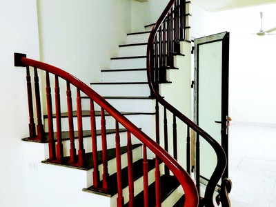 Bán nhà Lê Lợi, ô tô 7 chỗ đỗ cửa, 2 thoáng, 44m2, giá 5.29 tỷ 1